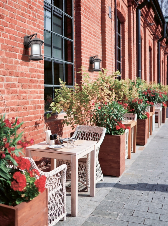 Настенный светильник (бра) Outdoor O031WL-01BR