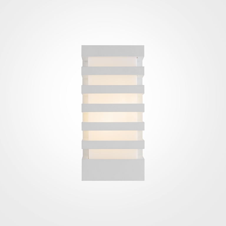 Настенный светильник (бра) Outdoor O034WL-02W