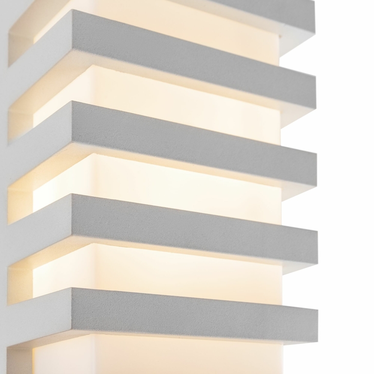 Настенный светильник (бра) Outdoor O034WL-02W